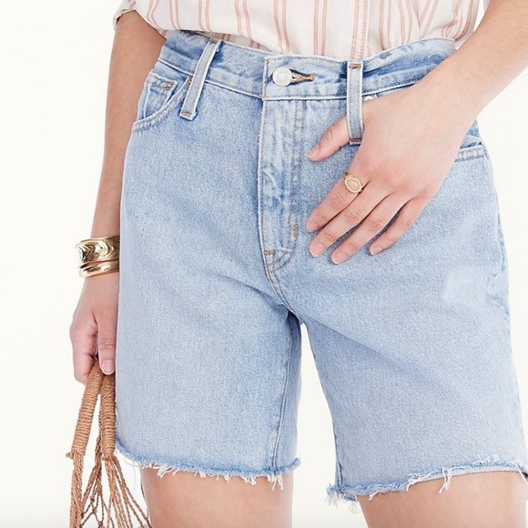 NWT J.Crew Mid-length denim short in Dandelion wash Size 28